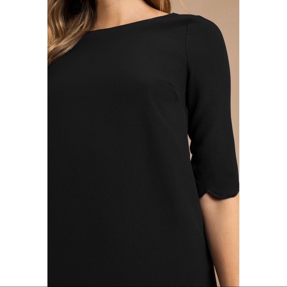 TOBI SWEETLY SCALLOPED BLACK SHIFT DRESS - Picture 3 of 5